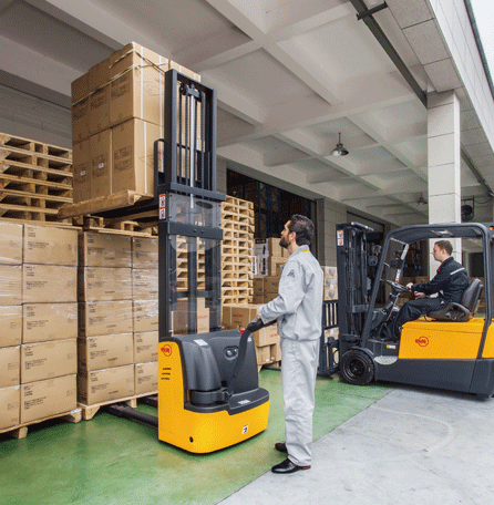 1439029033101589.png 全電動堆垛車的應用(圖4)